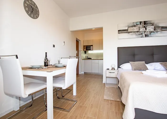 Apartment White Diamond *